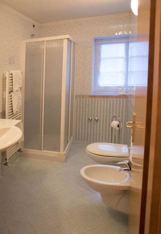 Hotel Nes Crepes ポッツァ・ディ・ファッサ 部屋 写真
