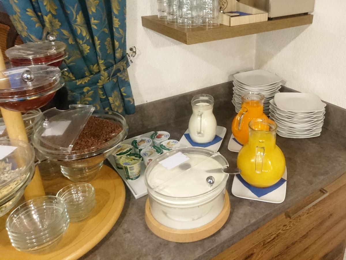 Hotel Nes Crepes ポッツァ・ディ・ファッサ エクステリア 写真